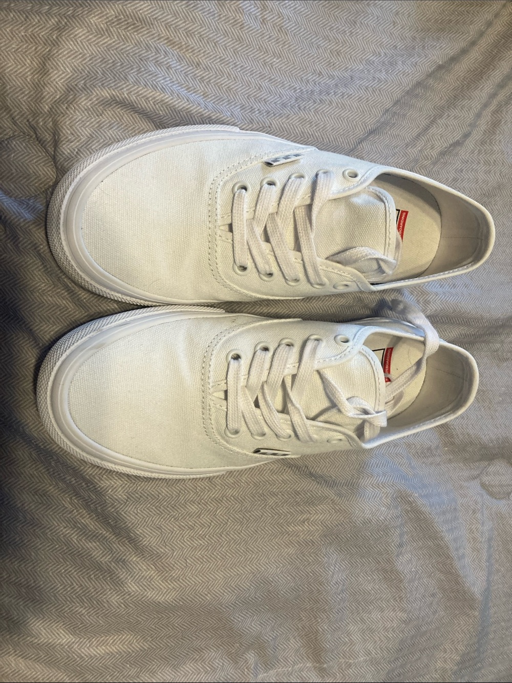 Vans white pop Cush skateboarding shoe